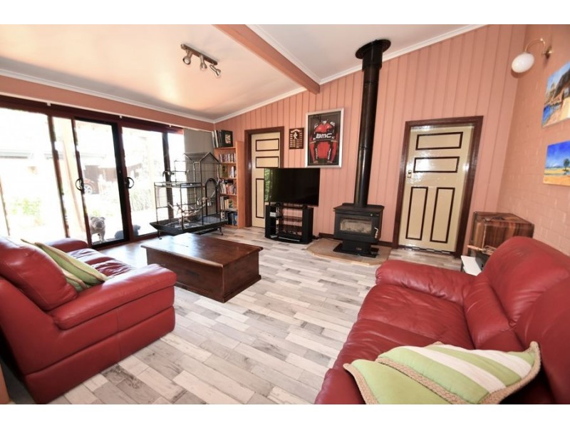 107 Bultje Street, Dubbo NSW 2830