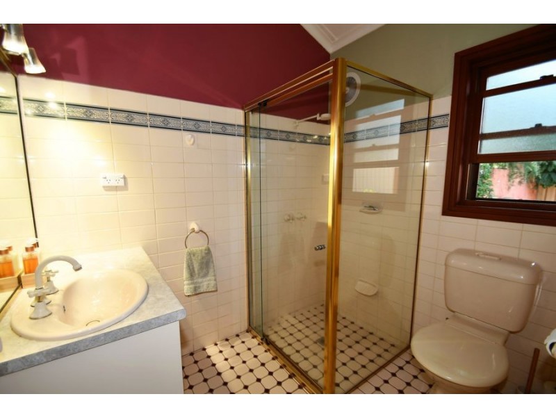 107 Bultje Street, Dubbo NSW 2830