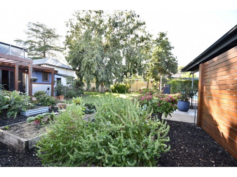 107 Bultje Street, Dubbo NSW 2830