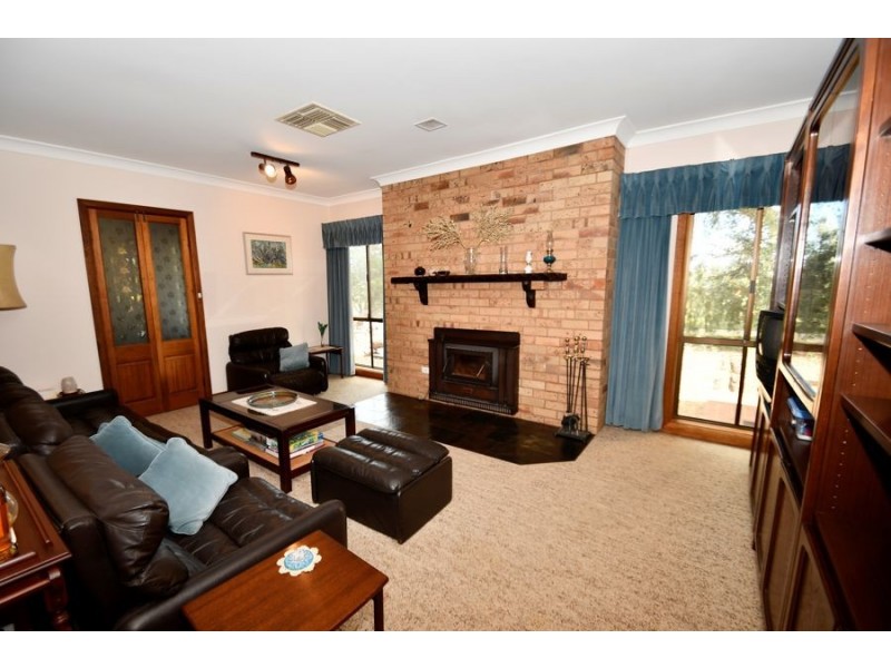 8L Gavel Drive, Dubbo NSW 2830