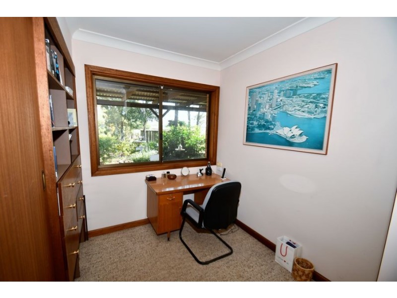 8L Gavel Drive, Dubbo NSW 2830