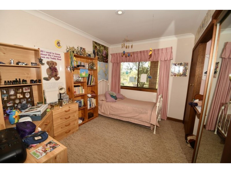 8L Gavel Drive, Dubbo NSW 2830