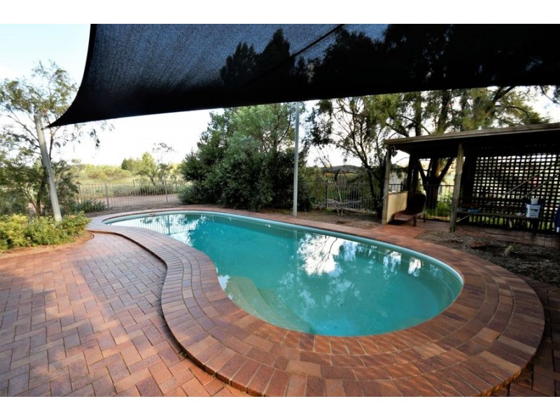 8L Gavel Drive, Dubbo NSW 2830