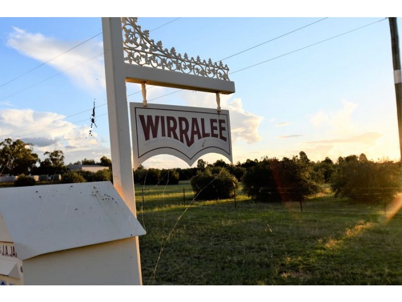 8L Gavel Drive, Dubbo NSW 2830