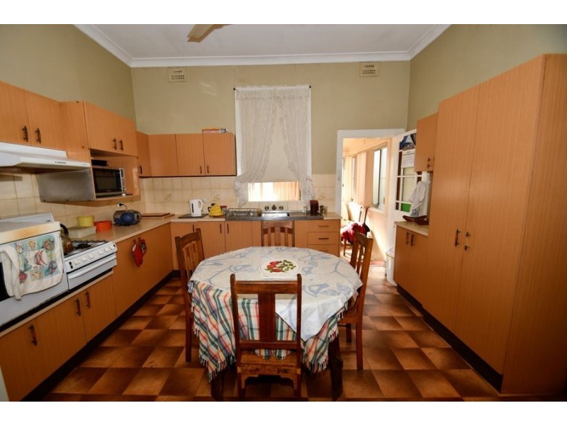 192 Fitzroy Street, Dubbo NSW 2830