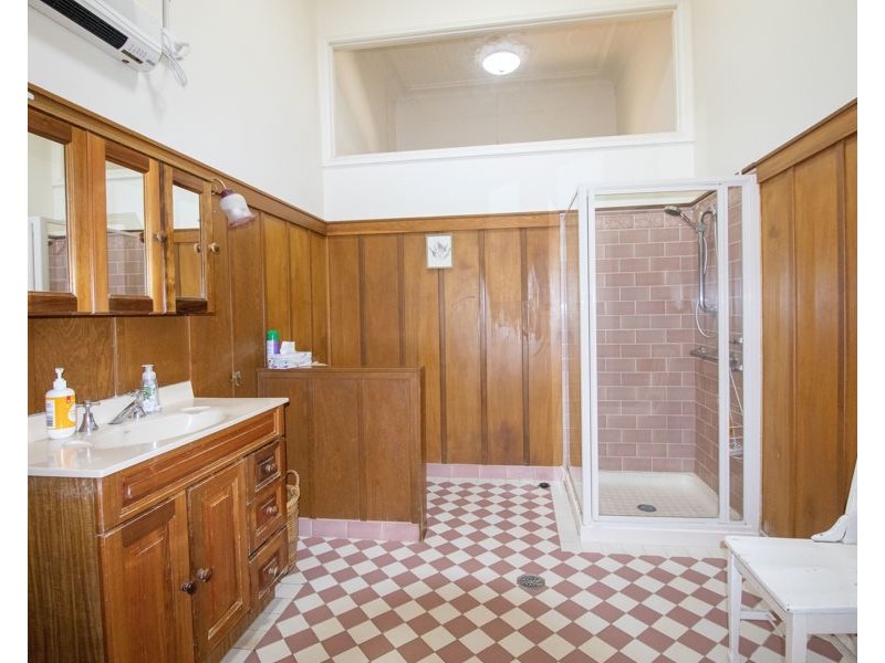 8 Thorby Avenue, Dubbo NSW 2830