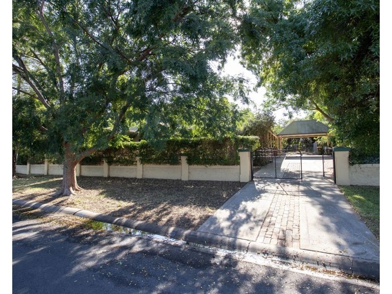 8 Thorby Avenue, Dubbo NSW 2830