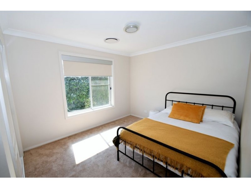 24 Southlakes Parade, Dubbo NSW 2830