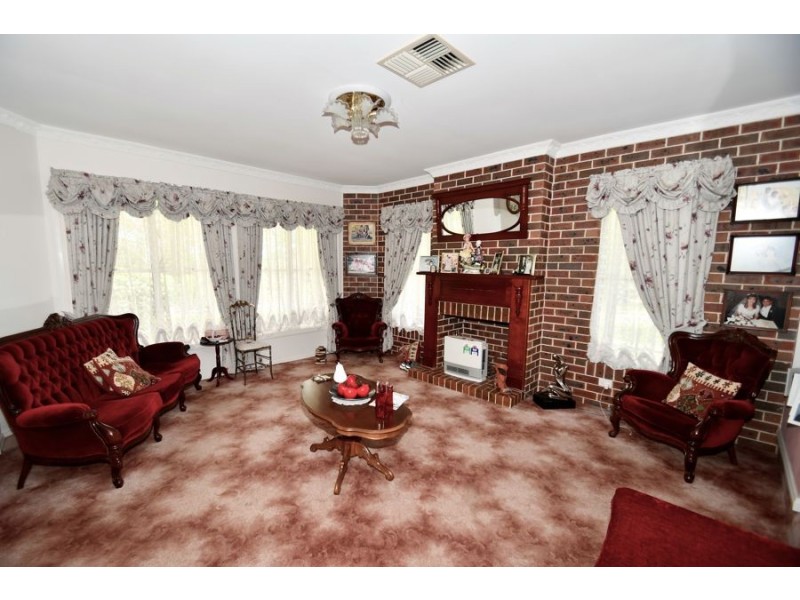 107 Margaret Crescent, Dubbo NSW 2830