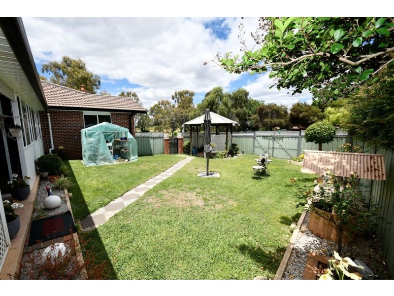 107 Margaret Crescent, Dubbo NSW 2830