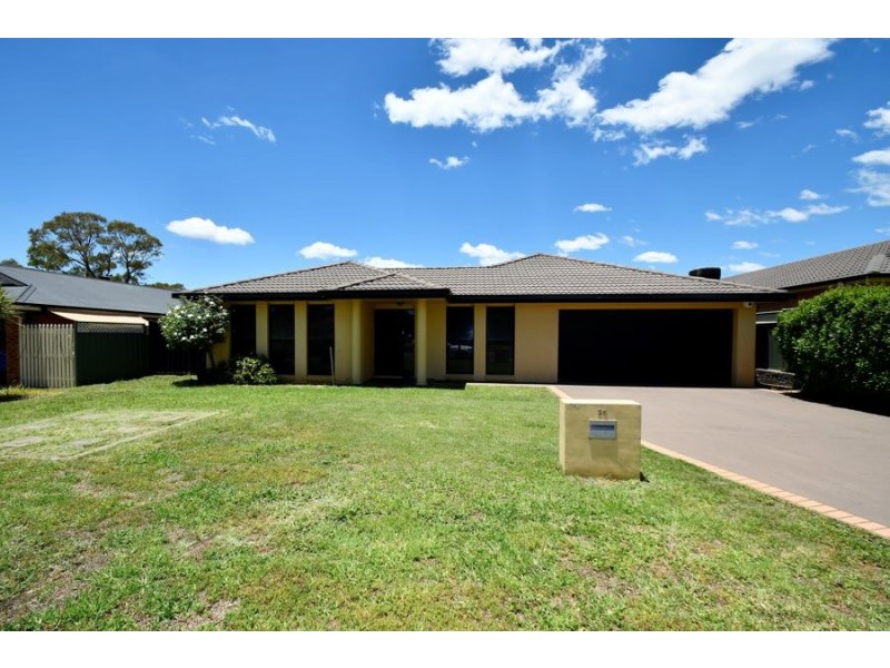 26 St Andrews Drive, Dubbo NSW 2830