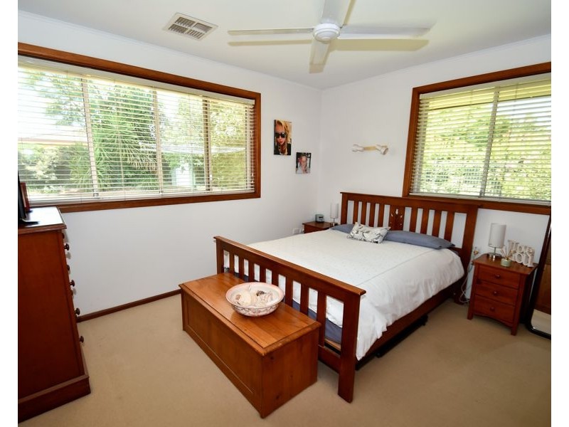 27 Hazelwood Drive, Dubbo NSW 2830