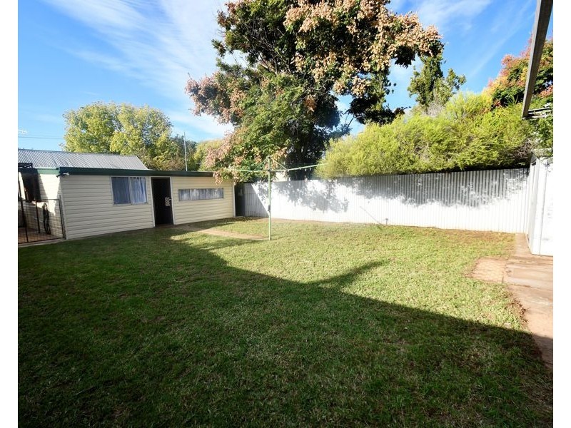 13 Mitchell Street, Dubbo NSW 2830