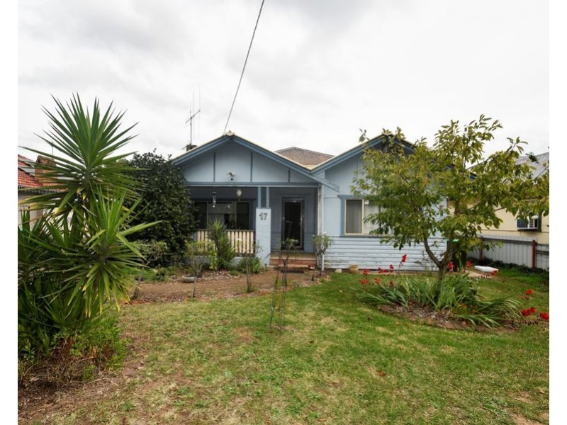 17 Raymond Street, Wellington NSW 2820