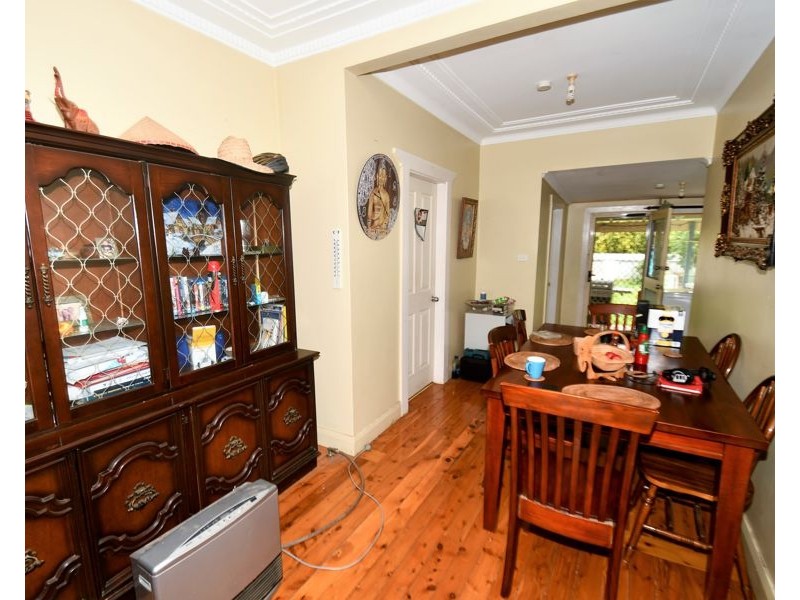 17 Raymond Street, Wellington NSW 2820