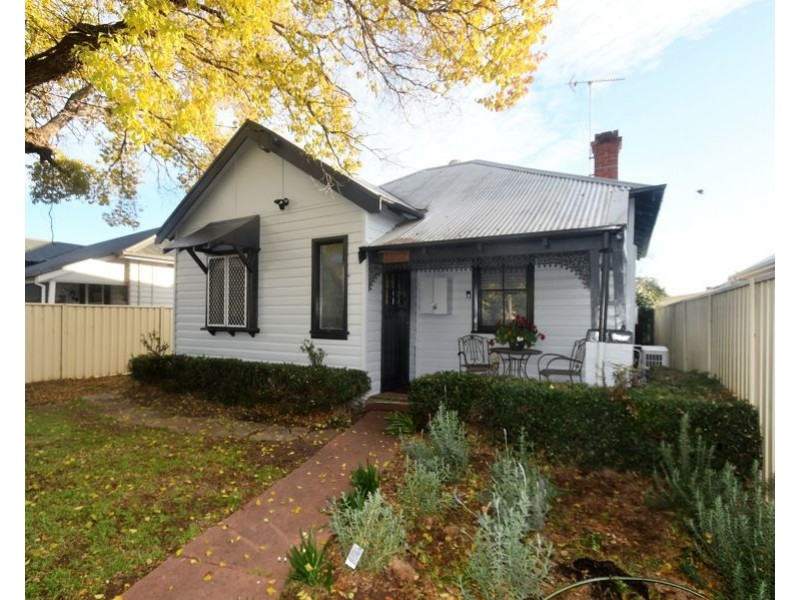 10 Tamworth Street, Dubbo NSW 2830