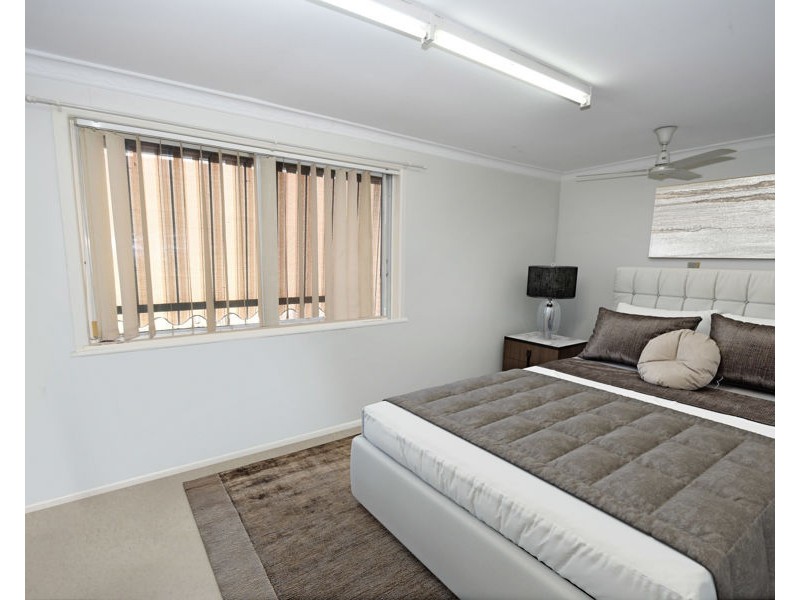 2 Mansour Street, Dubbo NSW 2830