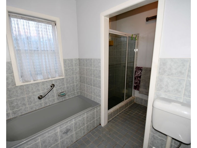 2 Mansour Street, Dubbo NSW 2830