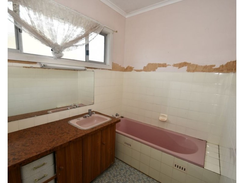 28 Boundary Road, Dubbo NSW 2830