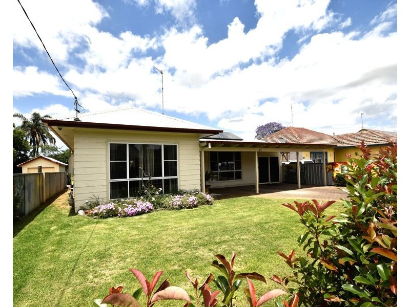 21 Hutchins Avenue, Dubbo NSW 2830