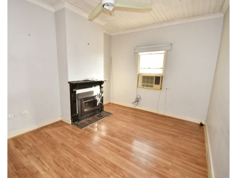 6 Mitchell Highway, Wellington NSW 2820