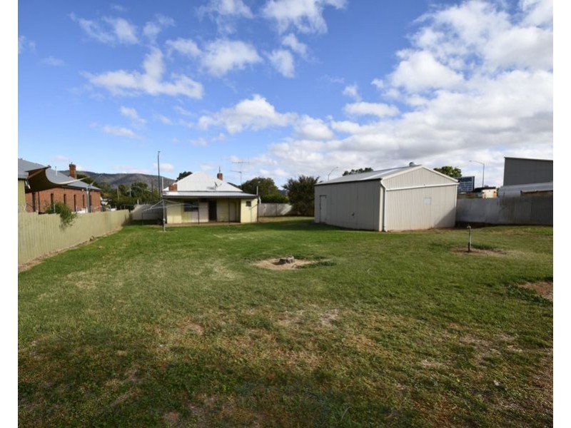 6 Mitchell Highway, Wellington NSW 2820