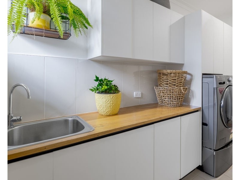 13 Snowy Crescent, Dubbo NSW 2830