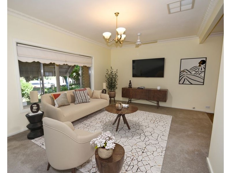 2 Brigalow Avenue, Dubbo NSW 2830