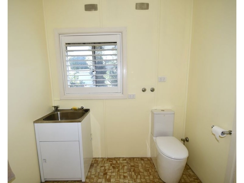 2 Brigalow Avenue, Dubbo NSW 2830