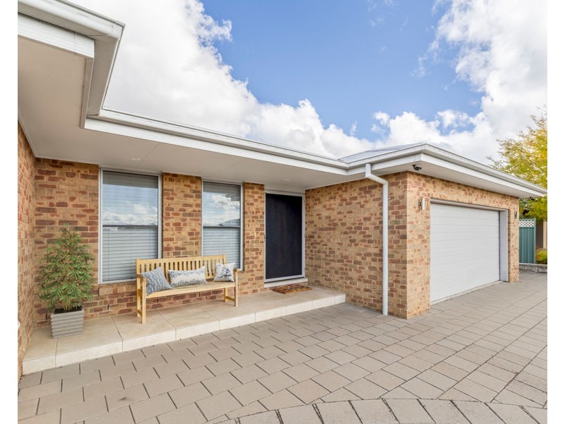 16 Riviera Avenue, Dubbo NSW 2830