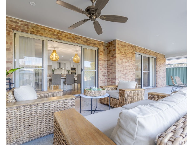 16 Riviera Avenue, Dubbo NSW 2830