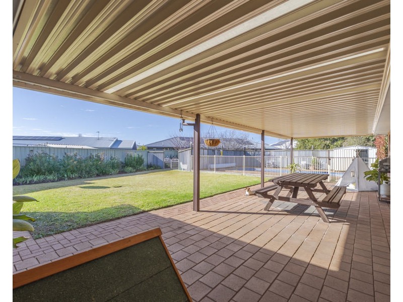 8 Culgoa Court, Dubbo NSW 2830