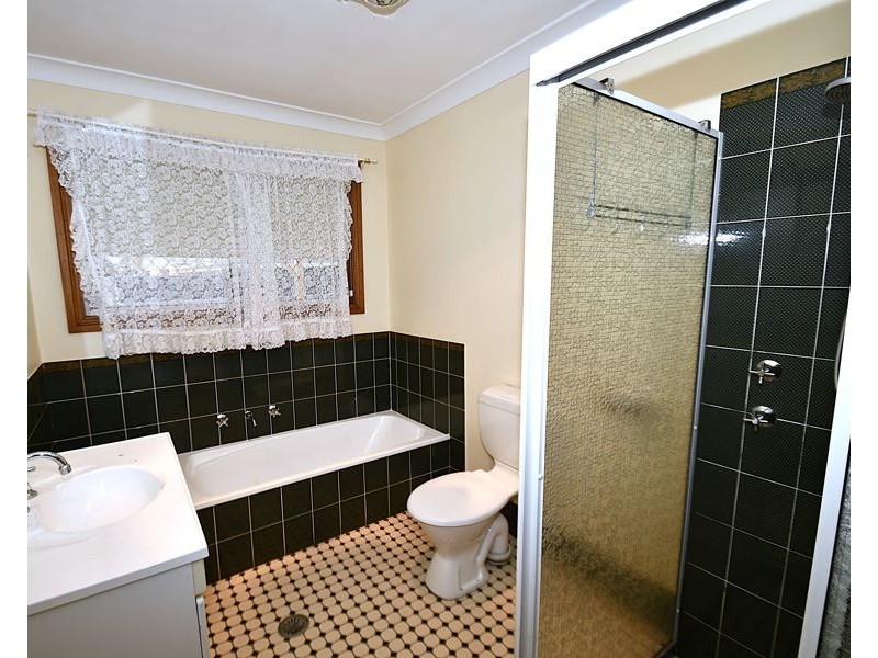 8 Murrayfield Drive, Dubbo NSW 2830