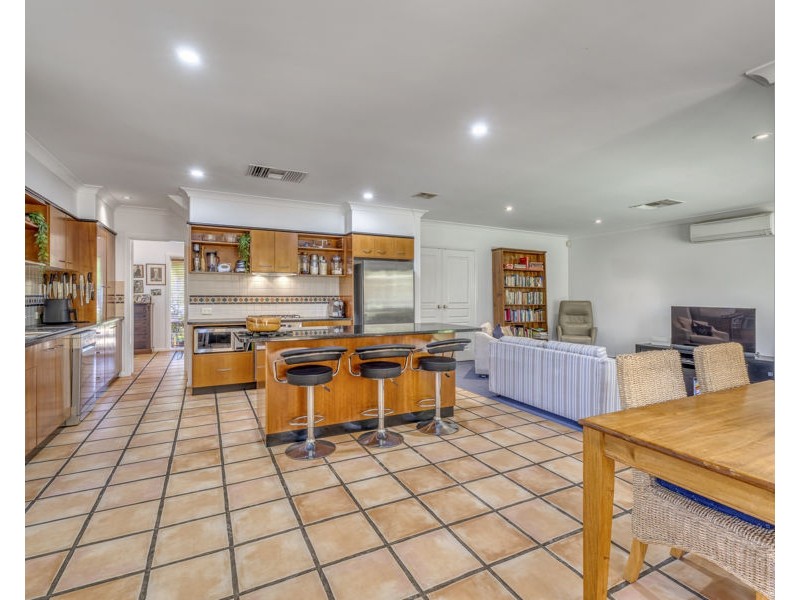 32 Pinehurst Avenue, Dubbo NSW 2830