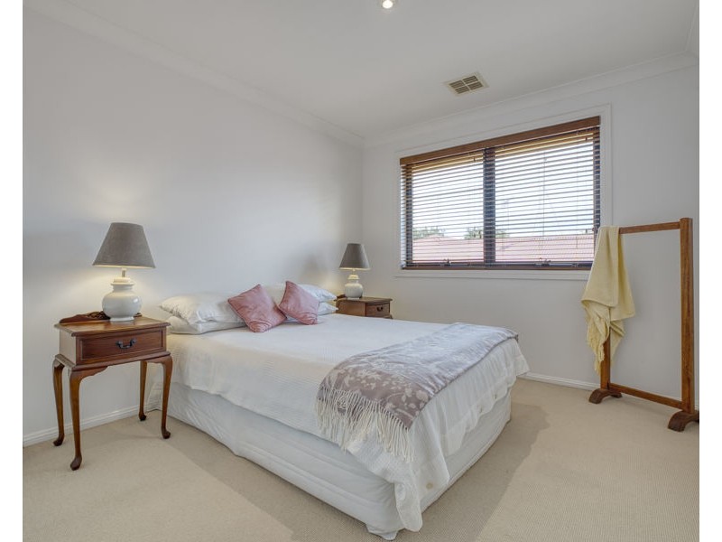32 Pinehurst Avenue, Dubbo NSW 2830
