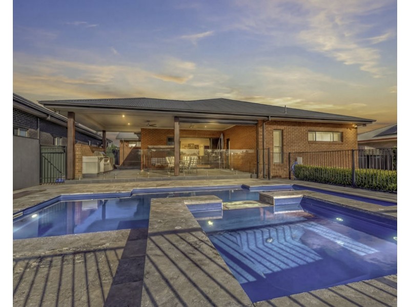 10 Venetian Court, Dubbo NSW 2830
