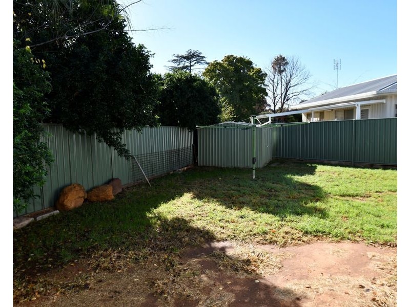 14 Johns Avenue, Dubbo NSW 2830