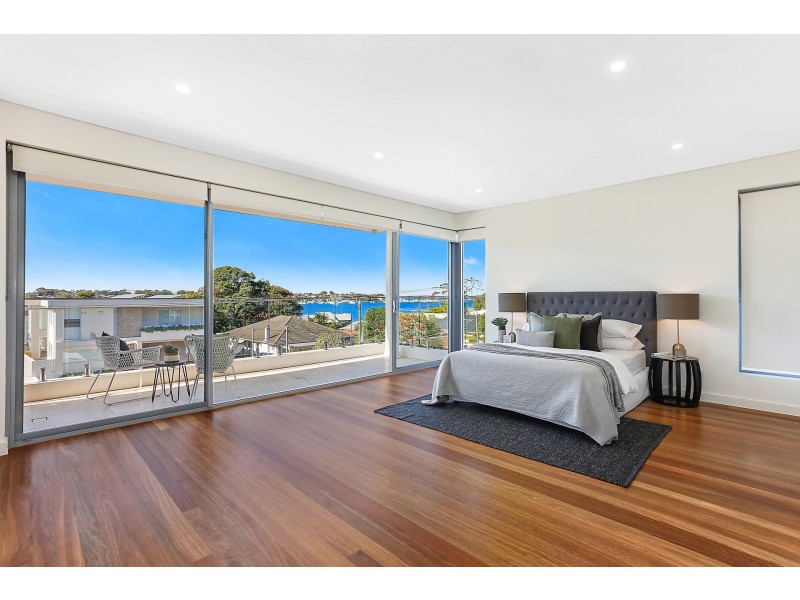 7 Beach Street, Blakehurst NSW 2221