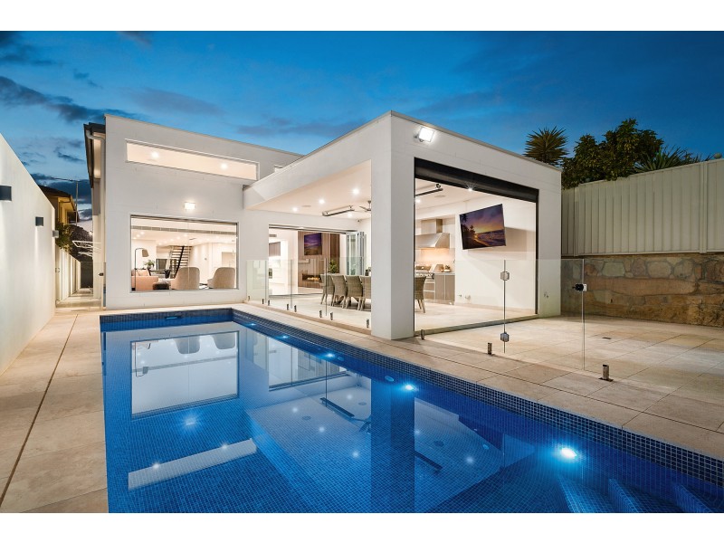 7 Beach Street, Blakehurst NSW 2221