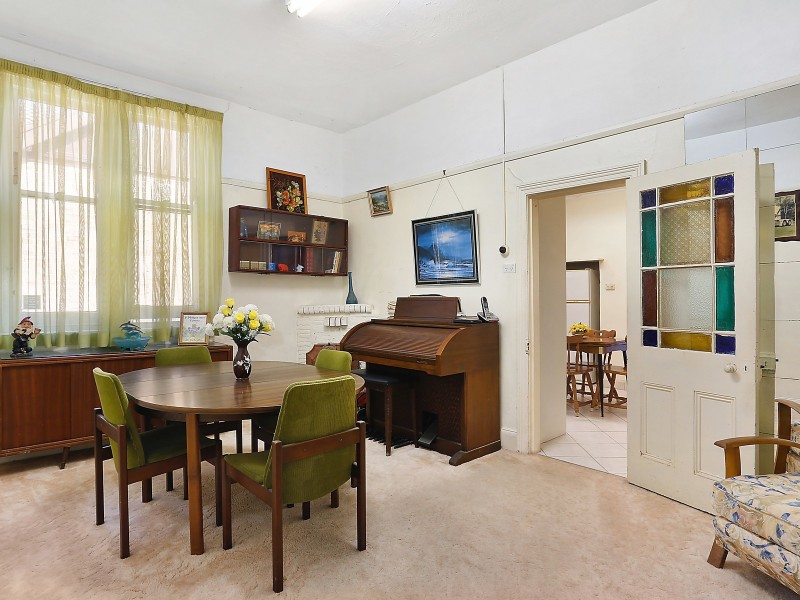 29 Hampton Court Road, Carlton NSW 2218