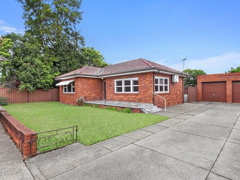 44 Colwell Street, Kingsgrove NSW 2208