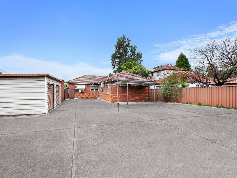 44 Colwell Street, Kingsgrove NSW 2208