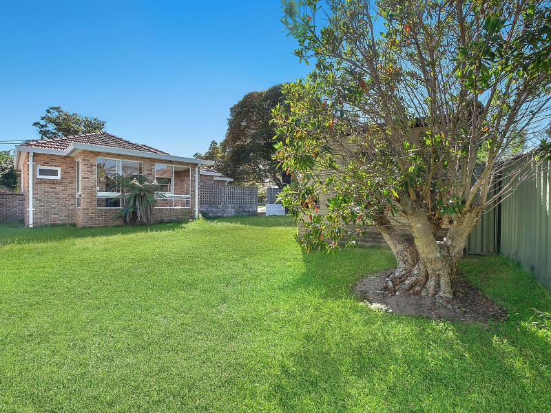 4 Wilga Road, Caringbah South NSW 2229