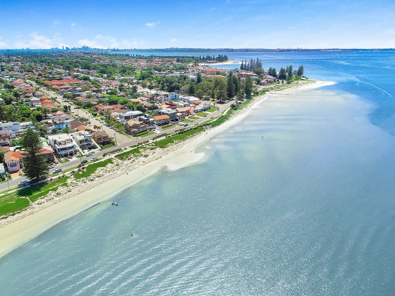 28 Riverside Drive, Sans Souci NSW 2219