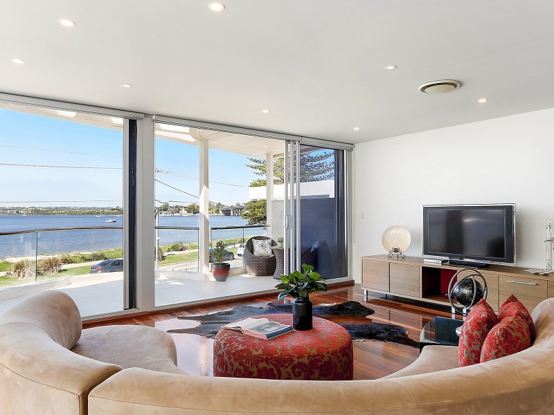 28 Riverside Drive, Sans Souci NSW 2219