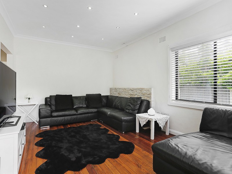 320 The Grand Parade, Sans Souci NSW 2219