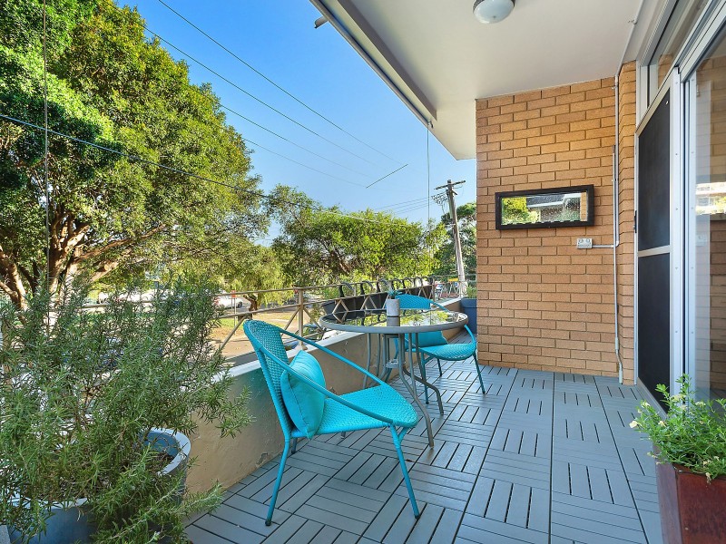 2/33 Banks Street, Monterey NSW 2217