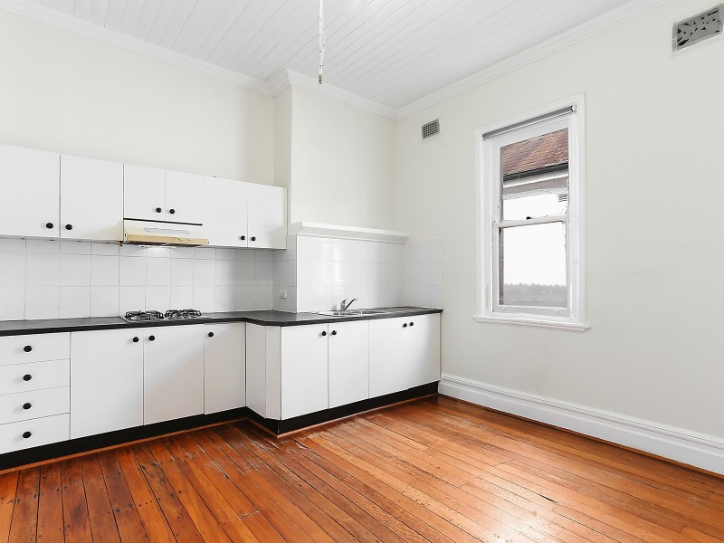 18 Rocky Point Road, Kogarah NSW 2217