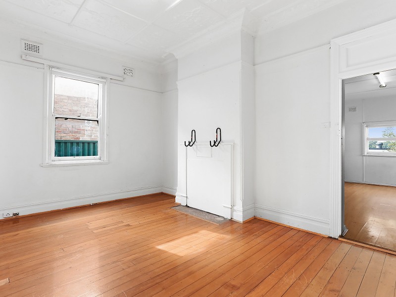 18 Rocky Point Road, Kogarah NSW 2217