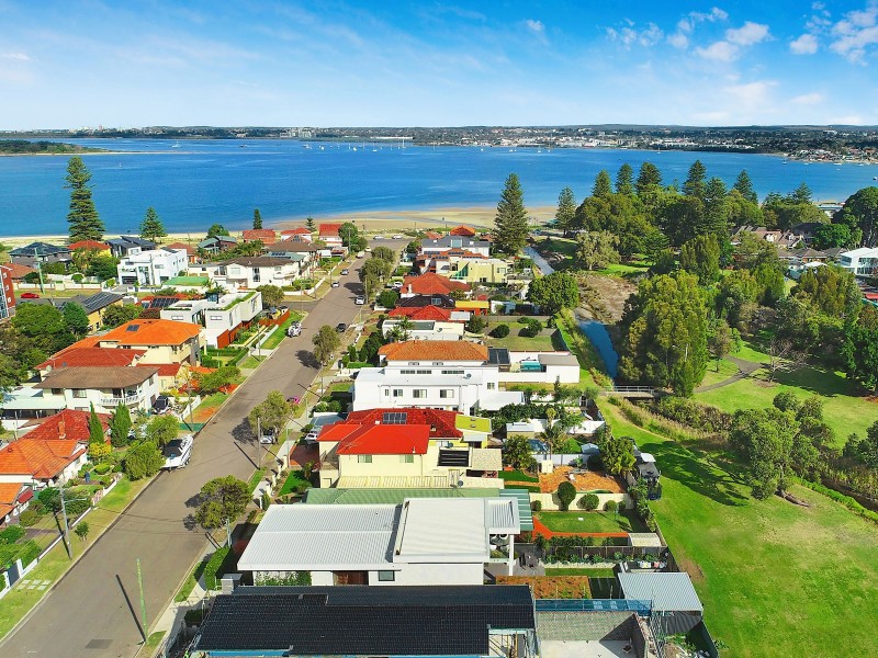 32 Waldron Street, Sandringham NSW 2219